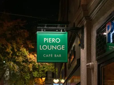 Piero Lounge