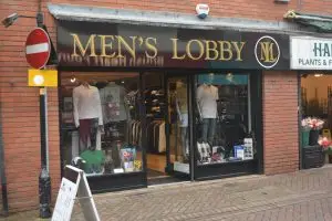 Men’s Lobby